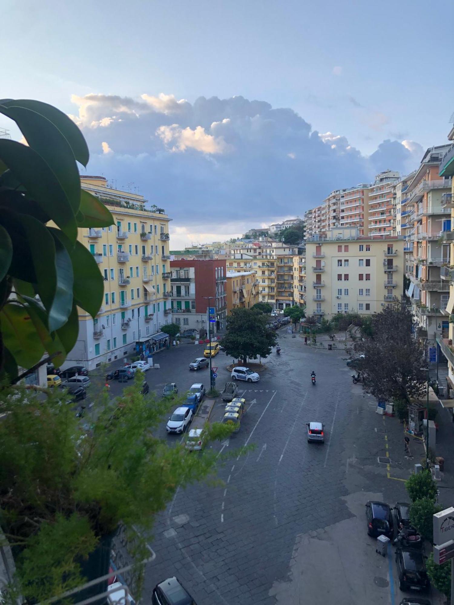 Urban Chic * Naples