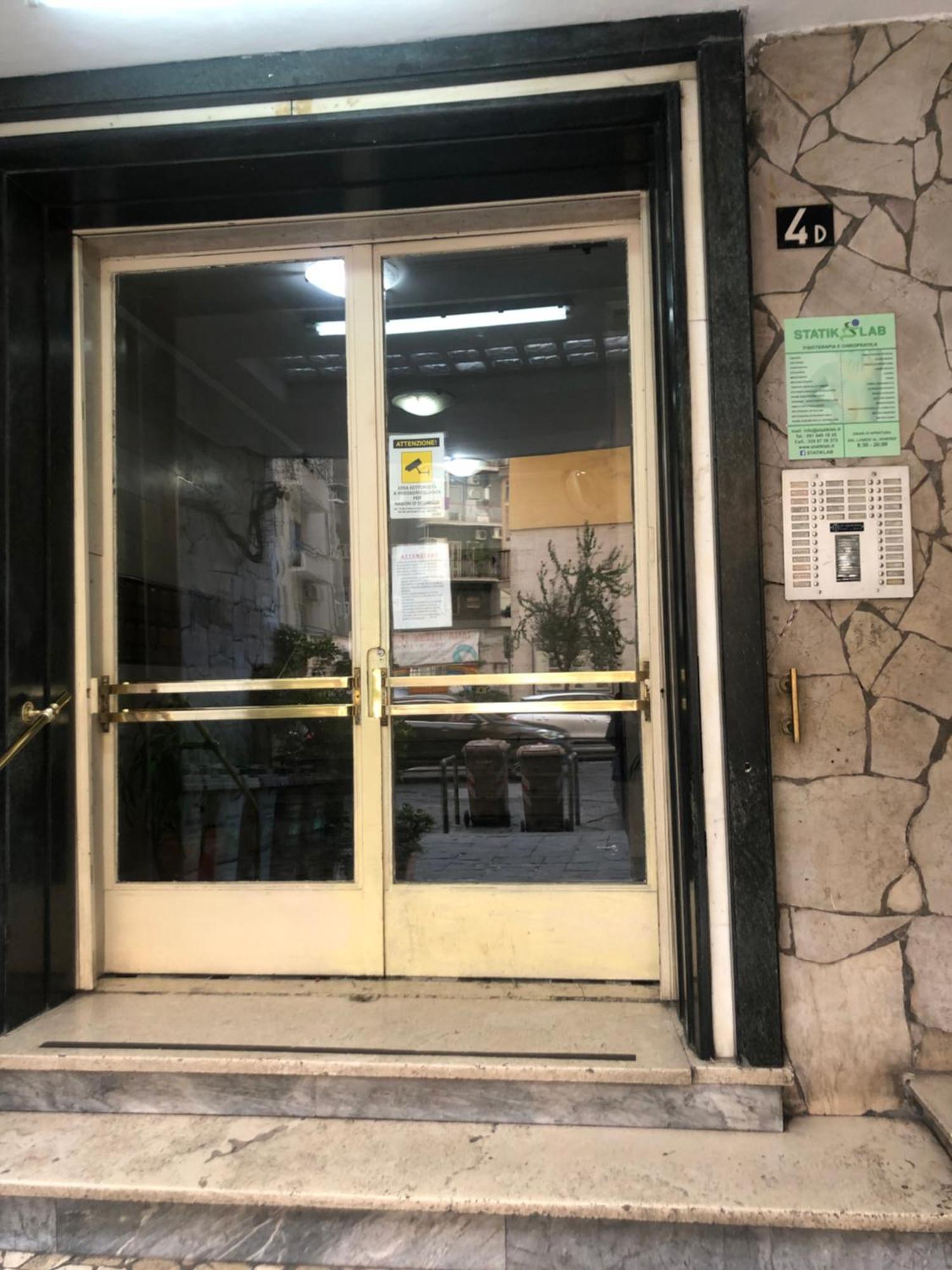 Urban Chic Apartment Naples